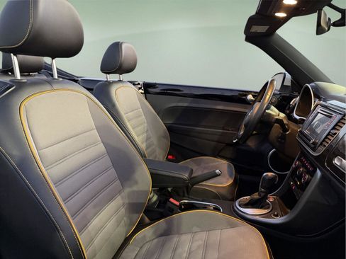 Used 2017 Volkswagen Beetle 1.8T Dune image 24