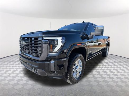 Used 2024 GMC Sierra 2500 Denali Ultimate w/ Max Trailering Package image 1