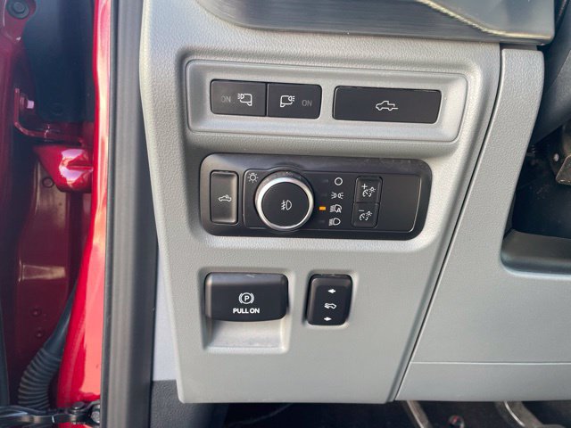 Used 2022 Ford F150 Lariat AWD/4WD image 11