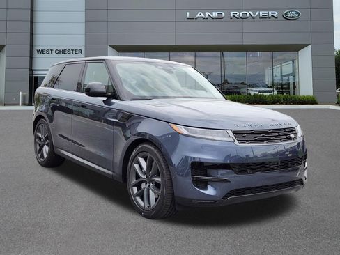 New 2026 Land Rover Range Rover Sport SE AWD/4WD image 2