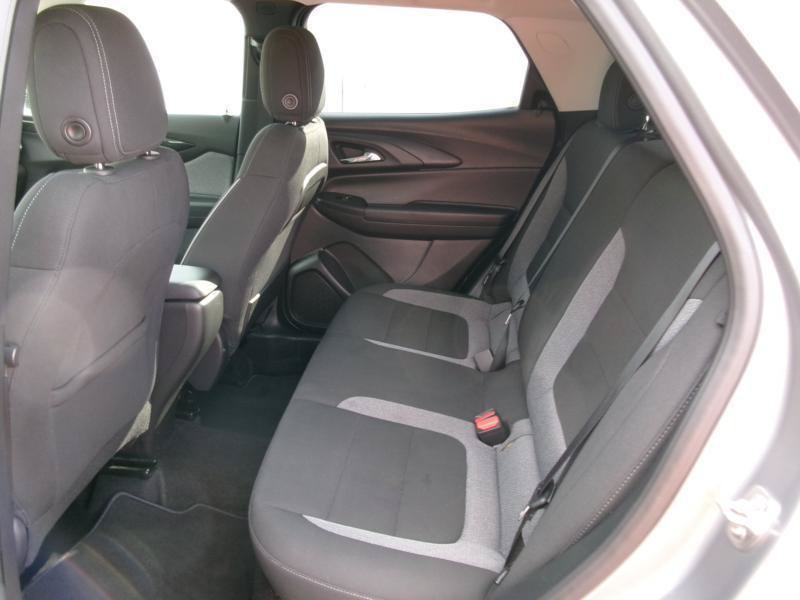 Used 2025 Chevrolet TrailBlazer LT AWD/4WD image 10