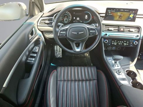 Used 2025 Genesis G70 2.5T w/ Sport Prestige Package image 21