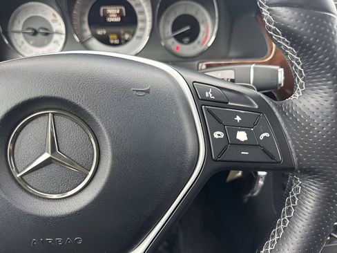 Used 2014 Mercedes-Benz GLK 350 4MATIC image 16