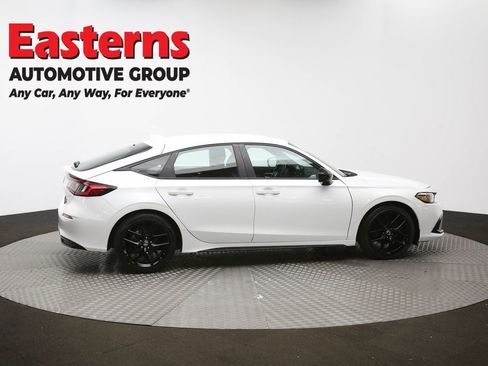 Used 2023 Honda Civic Sport image 45