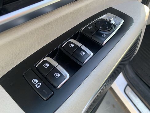 Used 2021 Kia Telluride SX w/ SX Prestige Package image 15