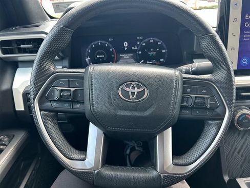 Used 2024 Toyota Tacoma TRD Off-Road AWD/4WD image 28