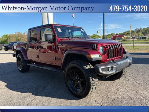 Used 2021 Jeep Gladiator Sport AWD/4WD image 4