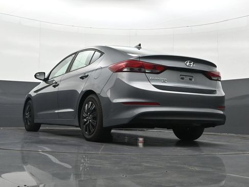 Used 2017 Hyundai Elantra SE FWD image 31