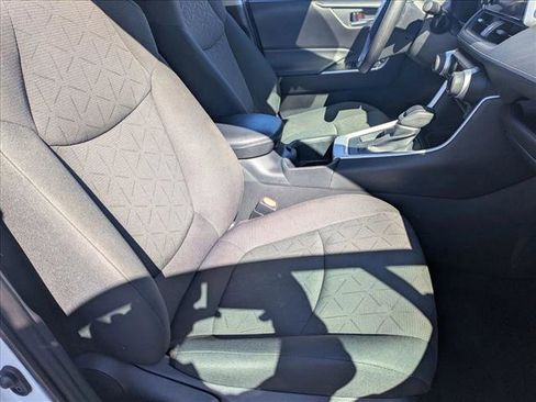 Used 2024 Toyota RAV4 XLE image 19