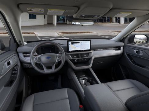 New 2025 Ford Explorer Active w/ Active Comfort Package image 9