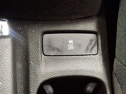 Used 2018 Chevrolet Sonic LT w/ Convenience Package image 25