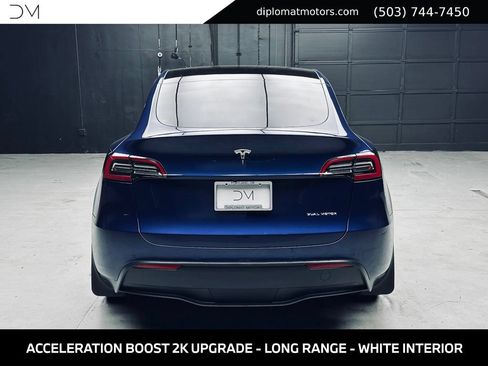 Used 2022 Tesla Model Y Long Range AWD/4WD image 6