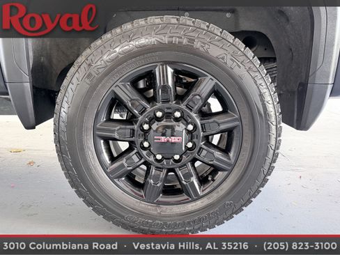 Used 2024 GMC Sierra 2500 AT4 w/ AT4 Preferred Package AWD/4WD image 9