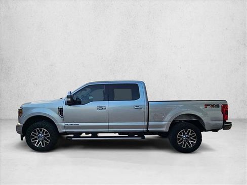Used 2019 Ford F250 Lariat w/ Lariat Ultimate Package AWD/4WD image 8
