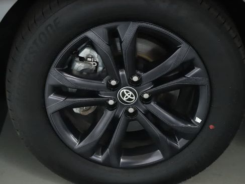 Certified 2026 Toyota Sienna XSE AWD/4WD image 35