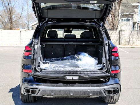 New 2026 BMW X5 M60i image 24
