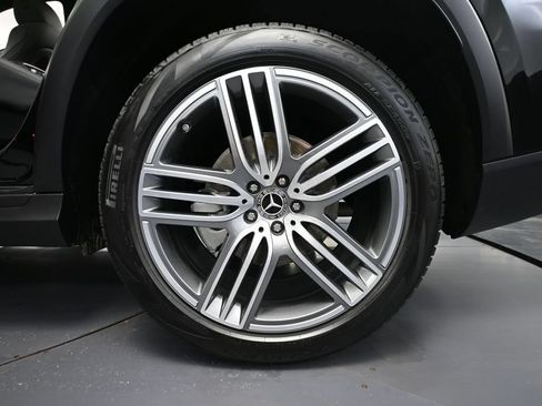 Used 2026 Mercedes-Benz GLS 450 4MATIC image 9