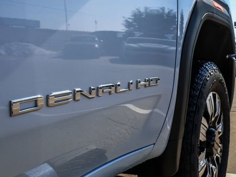 New 2026 GMC Sierra 3500 Denali w/ Denali Reserve Package AWD/4WD image 11