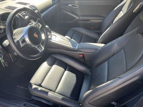 Used 2015 Porsche Cayman RWD image 10