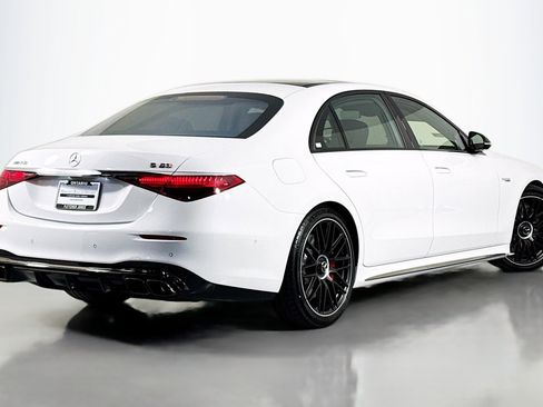 New 2026 Mercedes-Benz S 63 AMG S image 11