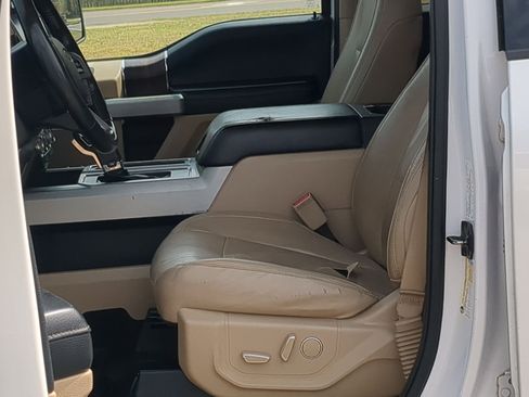 Used 2015 Ford F150 Lariat w/ Equipment Group 502A Luxury image 11