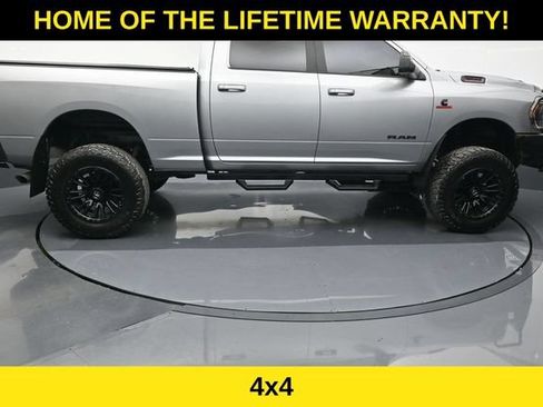 Used 2022 RAM 2500 Big Horn w/ Night Edition AWD/4WD image 7