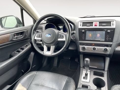 Used 2016 Subaru Outback 2.5i Limited AWD/4WD image 11