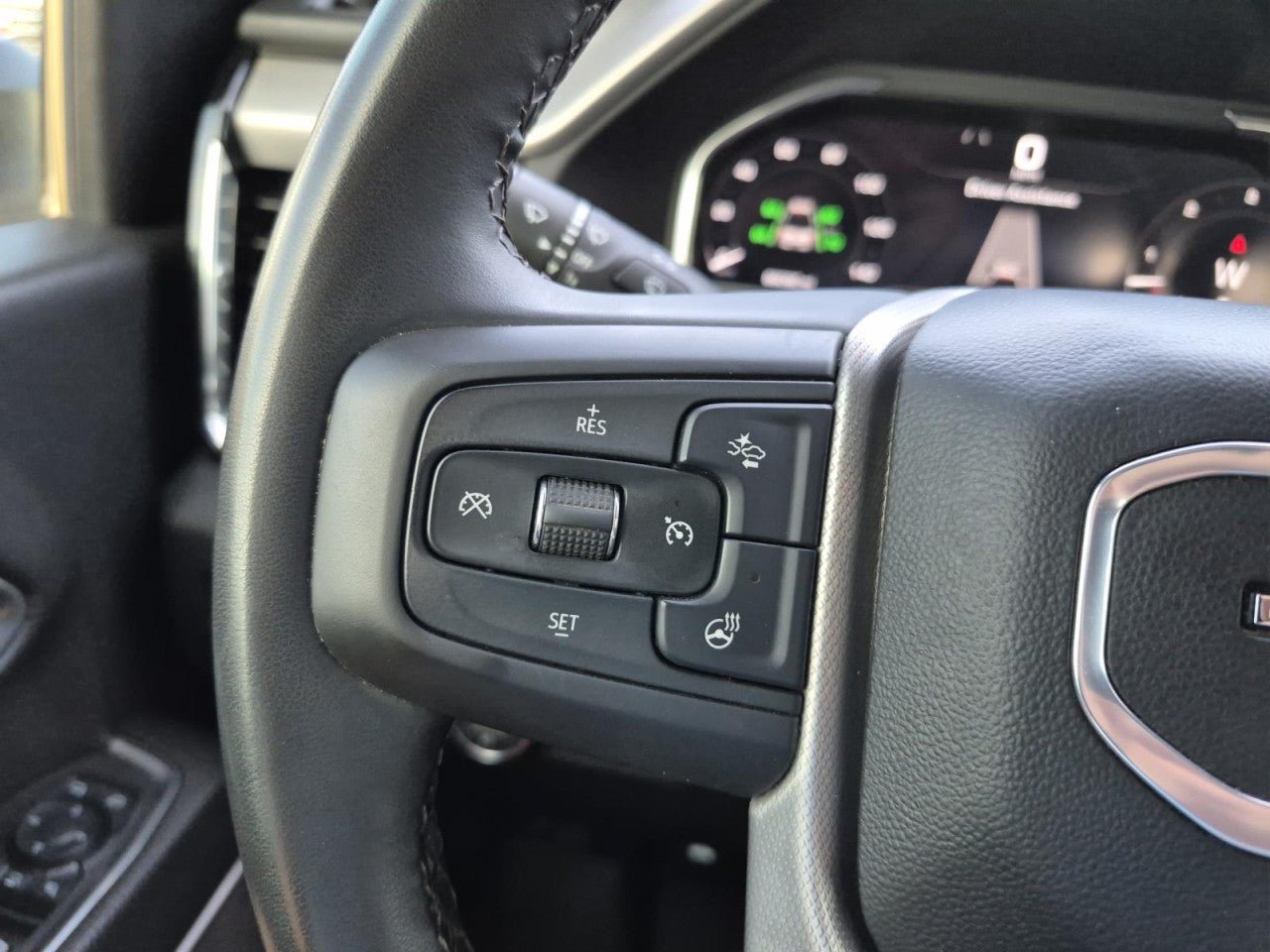 Certified 2025 GMC Sierra 2500 Denali AWD/4WD image 20
