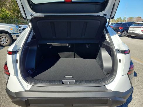 New 2026 Hyundai Kona SEL Sport FWD image 7