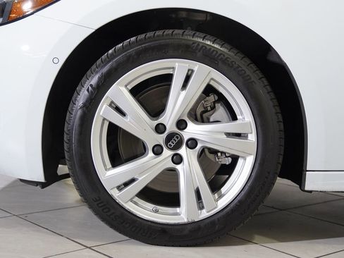 Used 2025 Audi A5 2.0T Premium w/ Convenience Package image 16