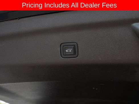 Used 2021 Chevrolet Tahoe Premier w/ Premium Package RWD image 6