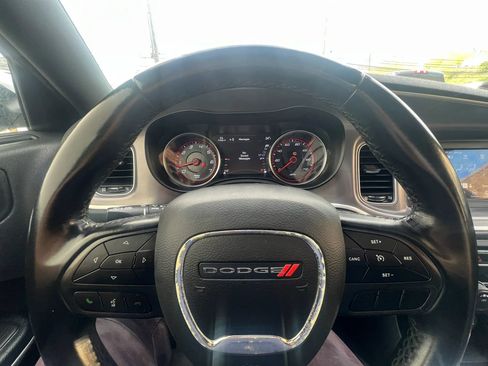 Used 2022 Dodge Charger SXT image 17