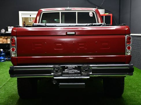 Used 1988 Ford F250 4x4 Regular Cab image 8