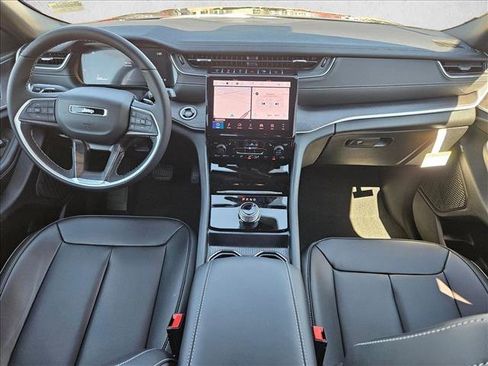 New 2025 Jeep Grand Cherokee L Limited w/ Black Appearance Package image 13