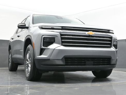 New 2026 Chevrolet Traverse LT FWD image 41