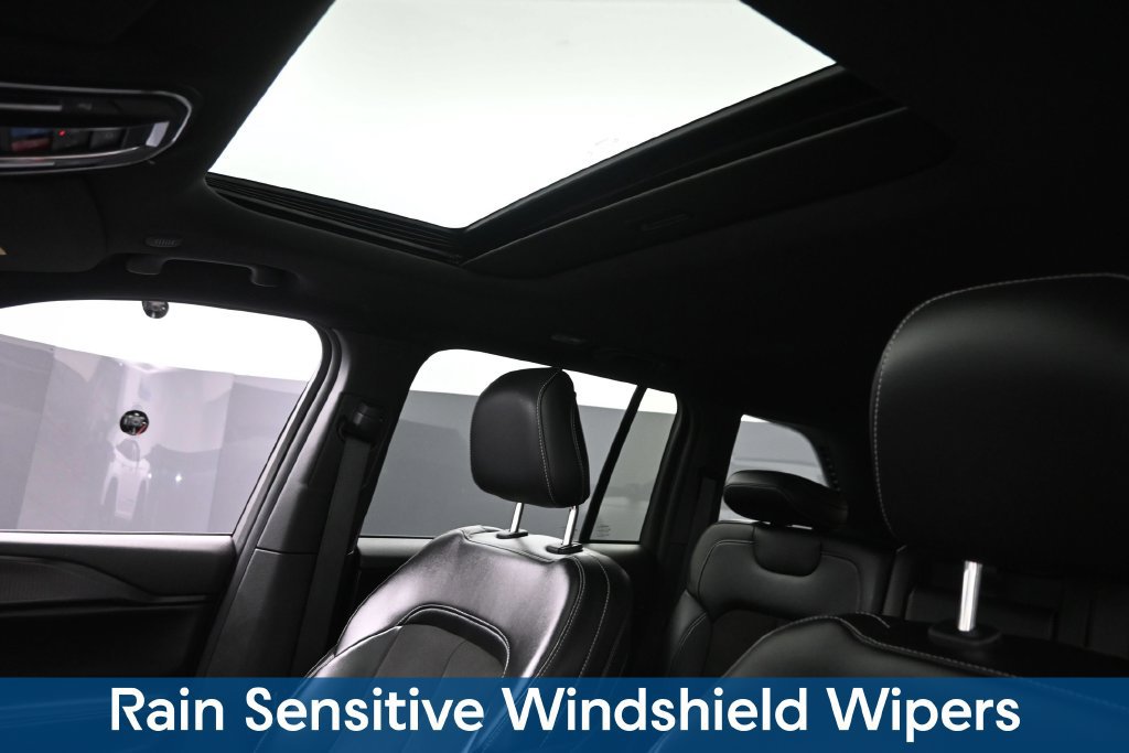 Used 2023 Jeep Grand Cherokee Altitude AWD/4WD image 24