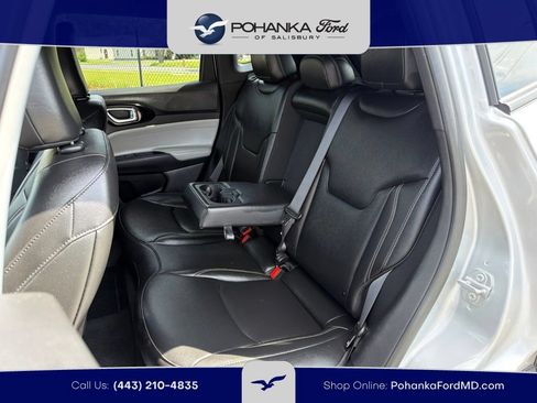 Used 2025 Jeep Compass Limited AWD/4WD image 19