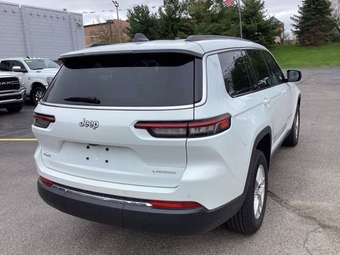Used 2024 Jeep Grand Cherokee L Laredo w/ Luxury Tech Group I AWD/4WD image 3