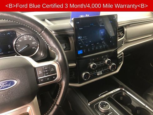 Used 2024 Ford Expedition XLT AWD/4WD image 3