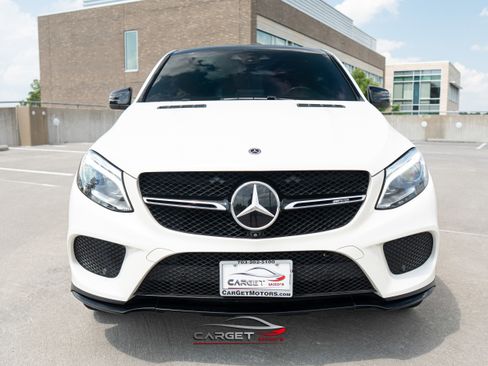 Used 2019 Mercedes-Benz GLE 43 AMG 4MATIC image 2