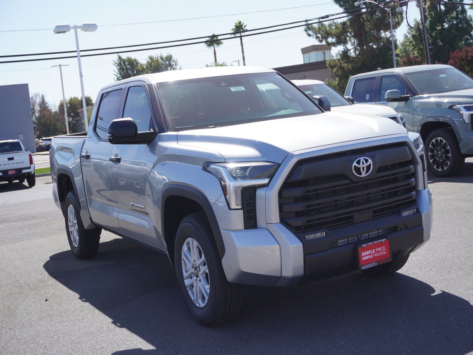New 2026 Toyota Tundra SR5 w/ SR5 Convenience Package AWD/4WD image 1