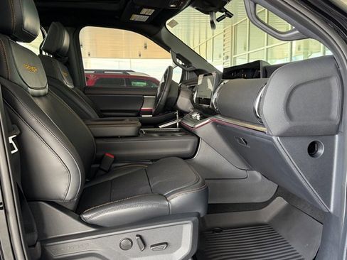 New 2025 Ford Expedition Tremor image 9