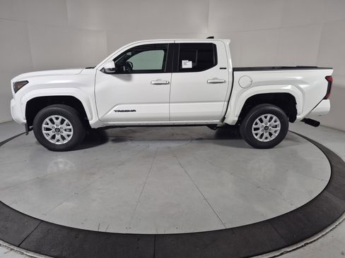 New 2025 Toyota Tacoma Limited image 2
