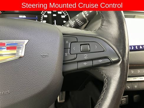 Certified 2019 Cadillac XT4 Premium Luxury AWD/4WD image 33
