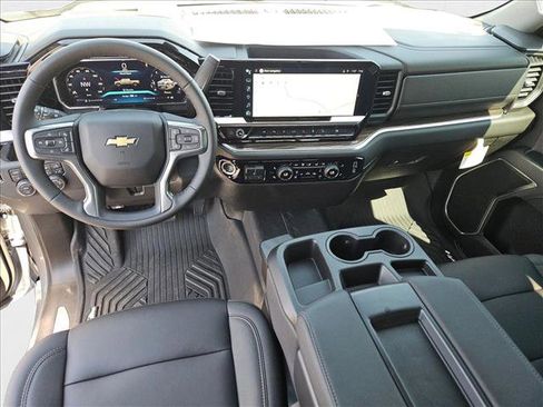 New 2026 Chevrolet Silverado 1500 LT w/ Z71 Off-Road Package image 15