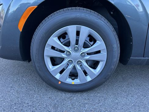 New 2025 Kia Soul LX image 8