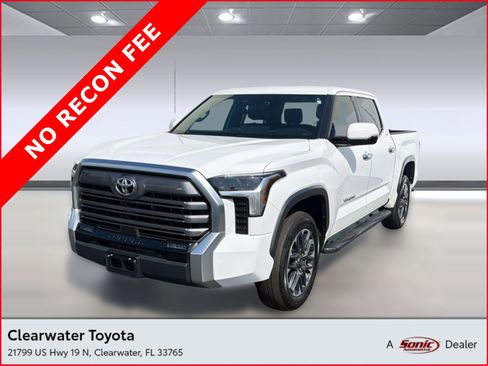 Used 2025 Toyota Tundra Limited AWD/4WD image 1
