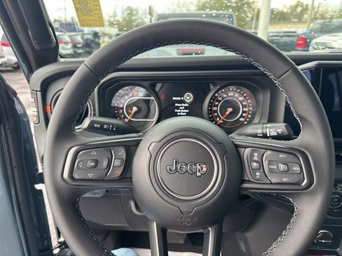 New 2026 Jeep Gladiator Mojave image 11