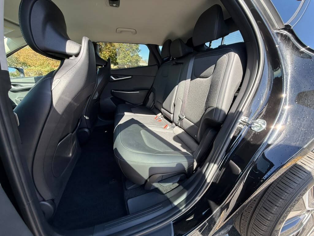 Used 2024 Kia EV6 Light AWD/4WD image 12