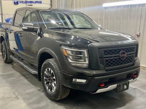 Used 2023 Nissan Titan PRO-4X w/ Pro-4x Convenience Package AWD/4WD image 1